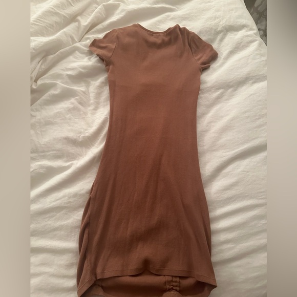 Garage brown dress/ women’s M but alao fits S/ great condition - Picture 2 of 4